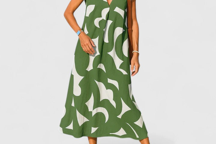 Koralia | Sophisticated V-Neck Dress