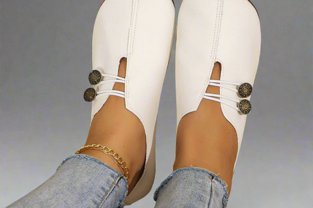 Betty | Suede Loafer