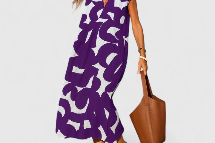 Koralia | Sophisticated V-Neck Dress