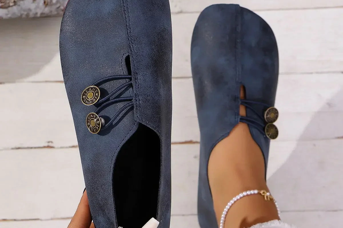 Betty | Suede Loafer